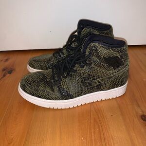 Women’s Nike air Jordan sneakers
